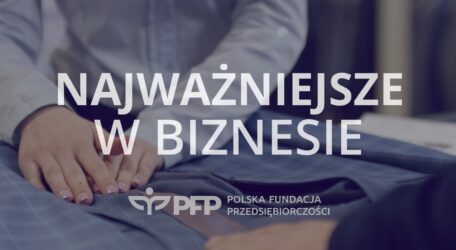 Jak się ubrać do pracy, gdy za oknami jest 30 stopni Celsjusza? „Garnitur dla niektórych zawodów jest jak mundur”